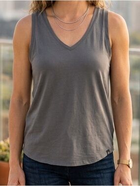 Hyba Sleeveless V-Neck Tank Top